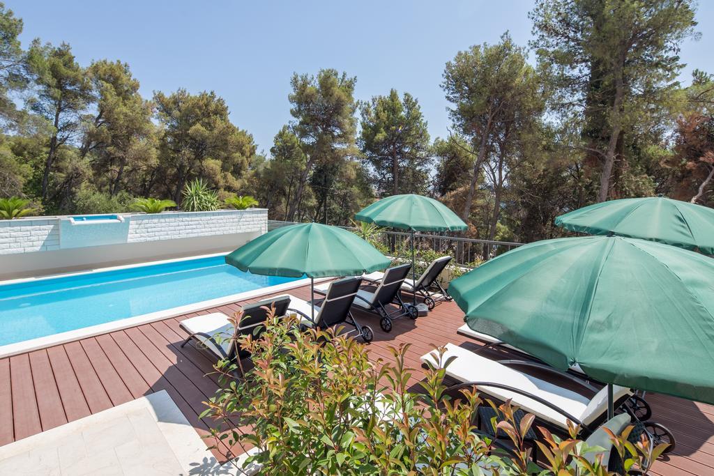 Villa Fani - Apartments In Trogir Exterior foto