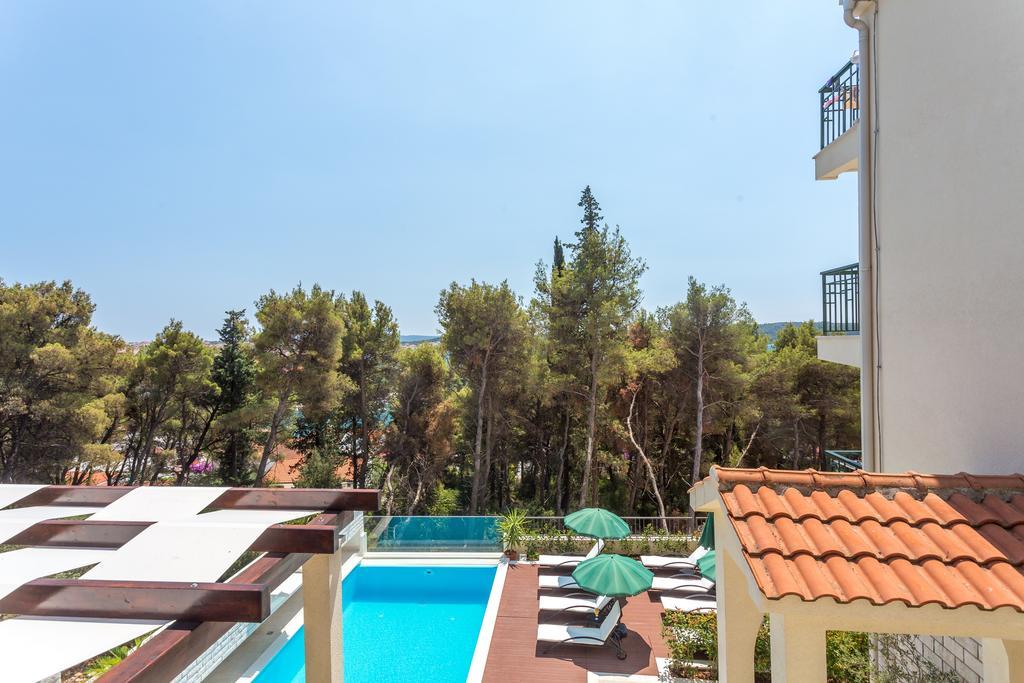 Villa Fani - Apartments In Trogir Exterior foto